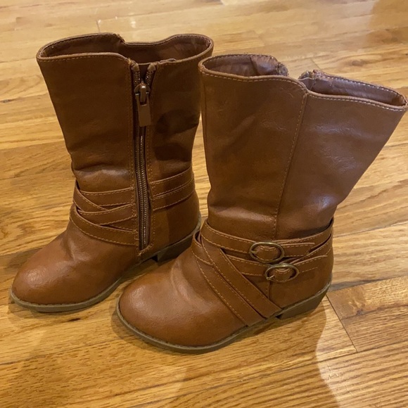 Boot Bundle! - Picture 2 of 11